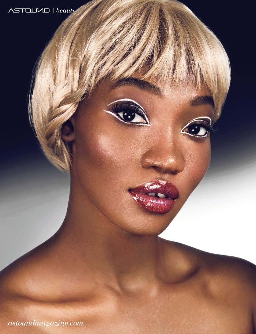 NOVEMBER 2016 FALL FASHION &amp; BEAUTY22